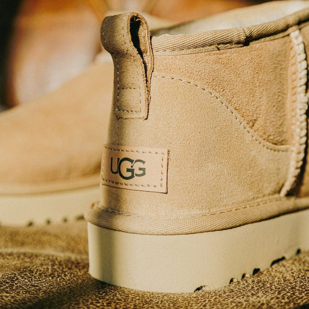 Fall Vibes with the UGG Classic Ultra Mini Boot & Cozy Layers: Simple Style Outfit Idea 🍂
